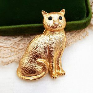 Sitting Cat Brooch, Vintage Gold Tone Pin